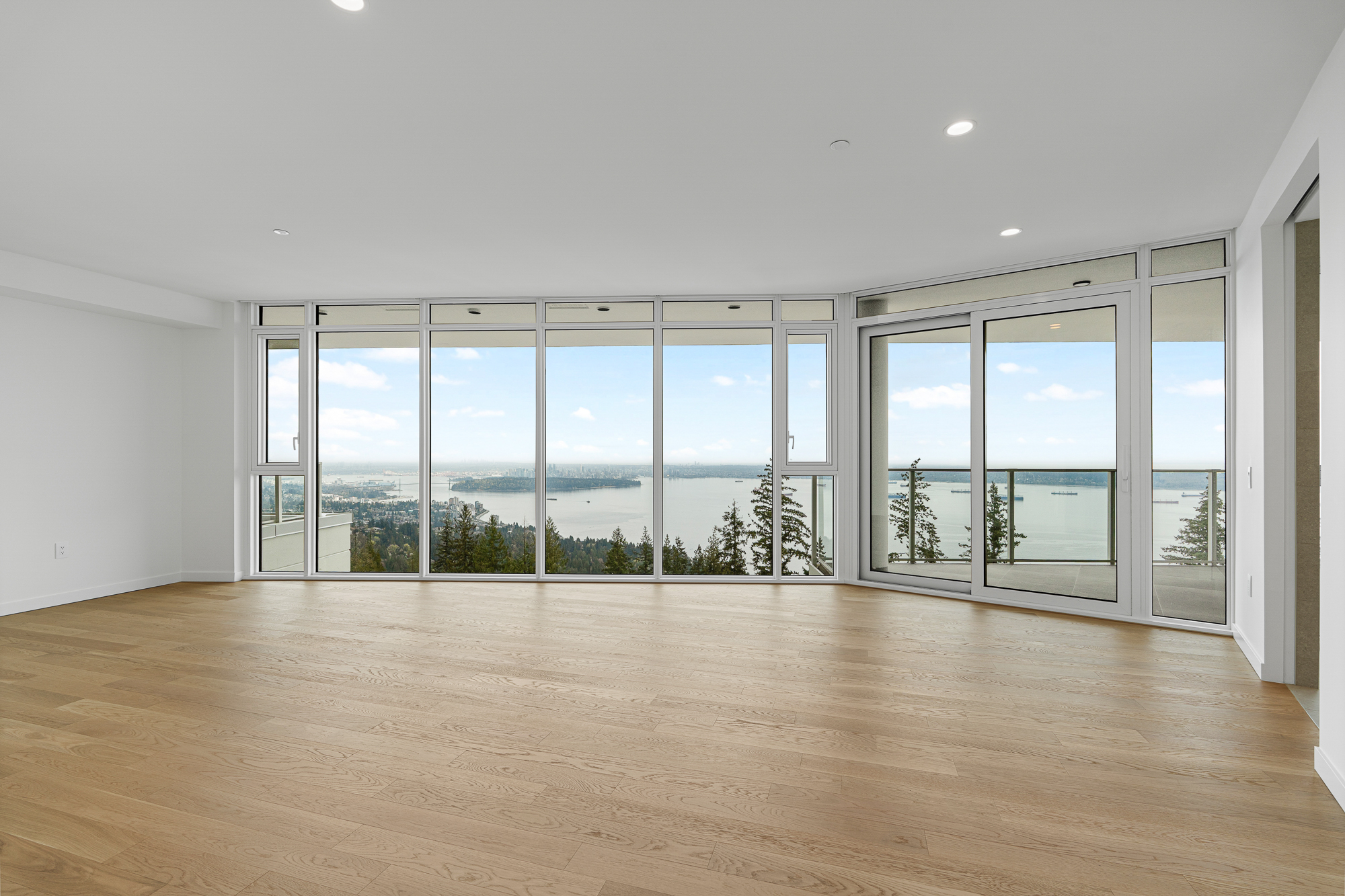 PH#1100 - 3963 Uplands Way